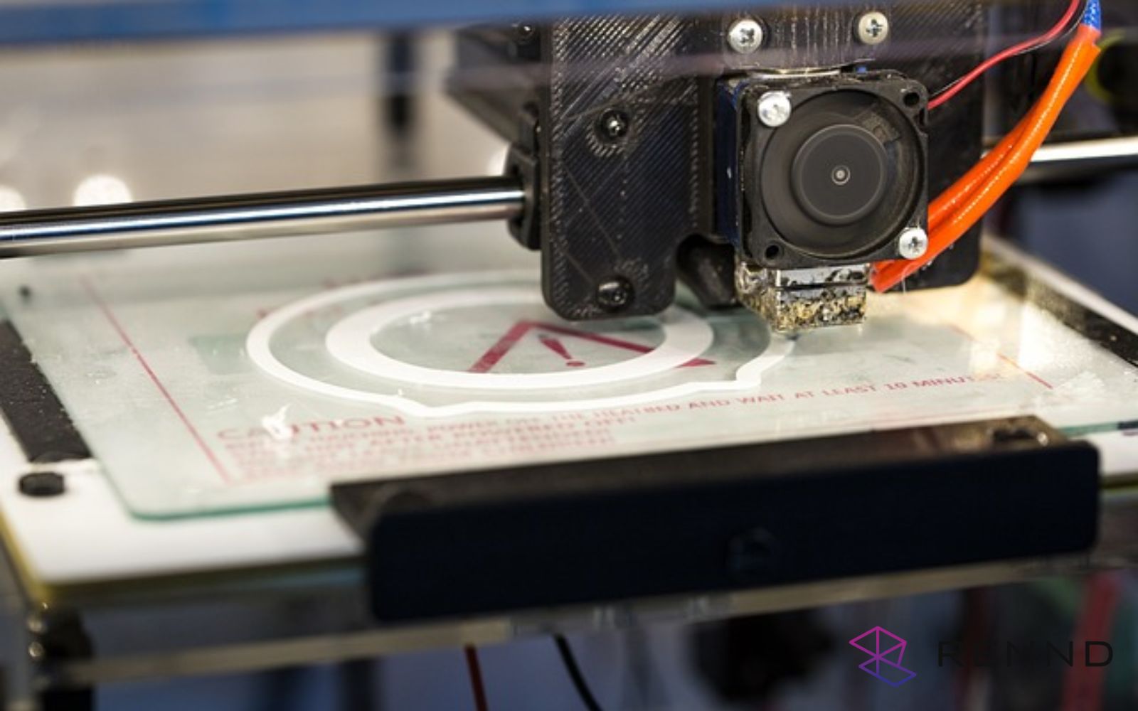 How does a 3D printer work?